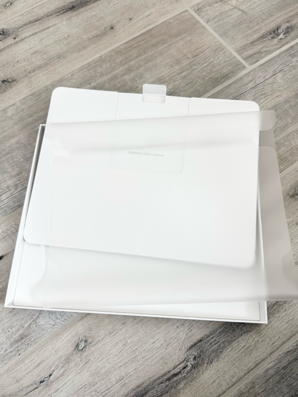 Apple Black iPad Magic Keyboard Case - Picture 8 of 9
